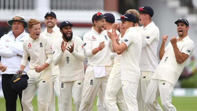 इंग्लैंड क्रिकेट टीम