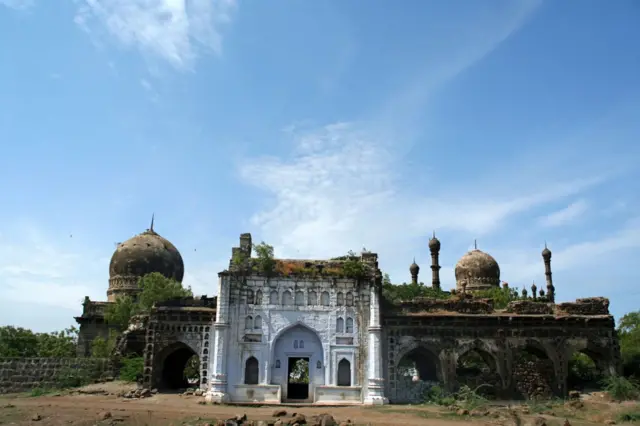 அஃப்சல்கான் 