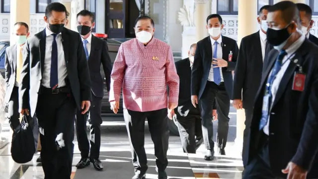 พล.อ.ประวิตร วงษ์สุวรรณ