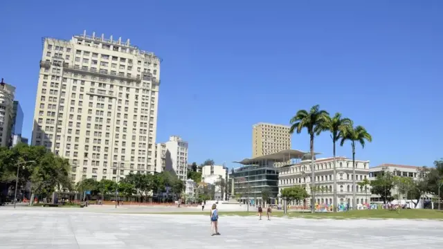 Fachada do edifício A Noite