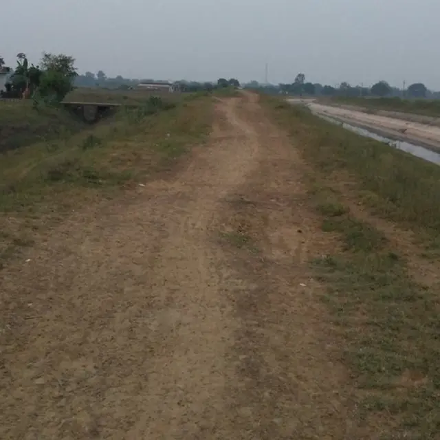 गांव की सड़क