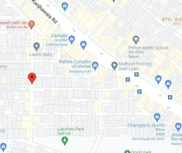 இந்த சாலையில் விபத்து நடந்ததாக போலீசார் தெரிவித்துள்ளனர்