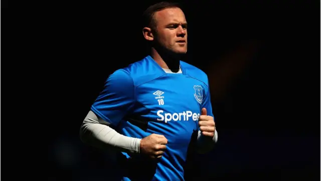 Le meilleur buteur de la sélection anglaise, Ronney, a annoncé sa retraite internationale la semaine dernière.