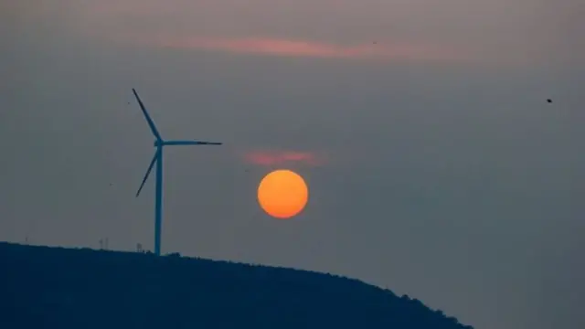 Torre de energía eólica