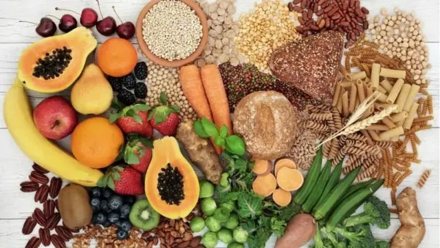 খাদ্যাভ্যাস পরিবর্তনের মাধ্যমে ডায়াবেটিস নিয়ন্ত্রণে রাখা সম্ভব।