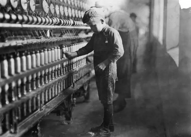 یکی از عکس‌های لوییس هاین