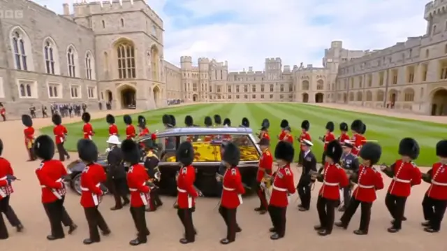 Emume olili Ezenwaanyị Elizabeth II