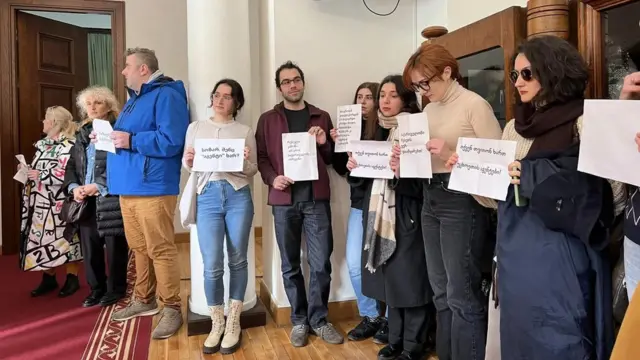 Протест журналистов в парламенте