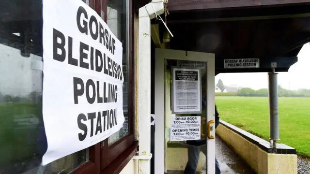 威尔士Tenby某乡村票站（8/6/2017）