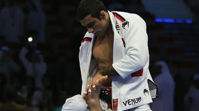 Leandro Lo