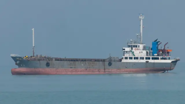 Petroleiro no Golfo Pérsico, perto da cidade de Bushehr, no sul do Irã, em 29 de julho de 2024