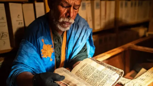 Les livres du Sahara font leur chemin dans les bibliothèques à l'époque du commerce transsaharien