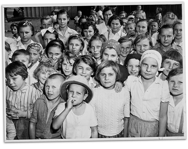 Niños polacos en Irán