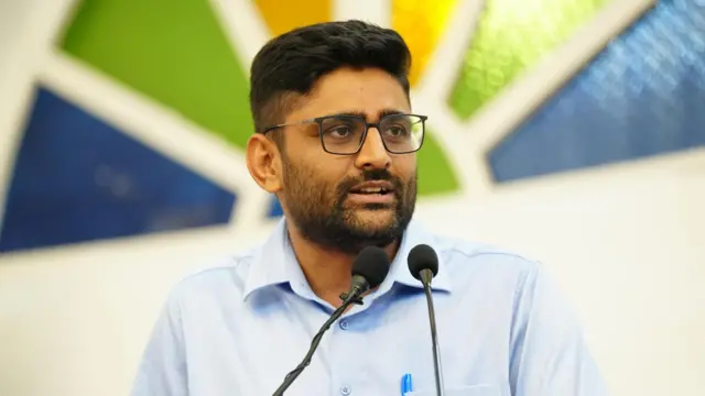 ગોપાલ ઇટાલિયા, ભાજપ, જયેશ રાદડિયા, જવાહર ચાવડા, બીબીસી ગુજરાતી