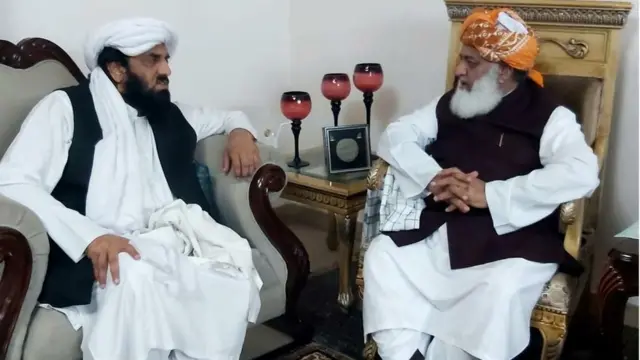 حافظ حمد اللہ اور مولانا فضل الرحمان