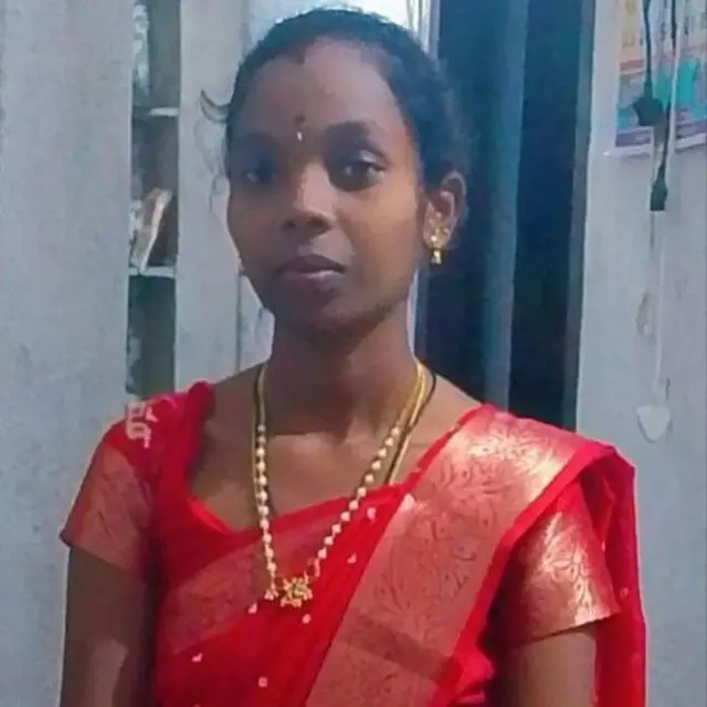 குற்றம் சாட்டப்பட்ட தெள்ளகுள ராஜிதா (38) மற்றும் அவரது மகன் (16) ஆகியோரின் சந்தேகத்திற்கிடமான நடமாட்டத்தை சிசிடிவி காட்சிகள் மூலம் காவல்துறையினர் கண்டறிந்தனர். 