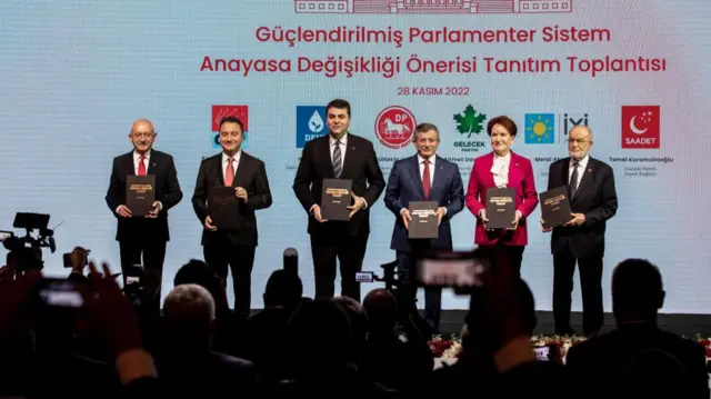 Altılı Masa