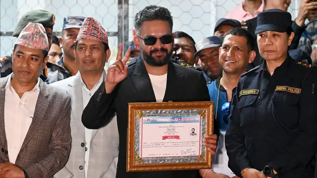 Балендра Шах