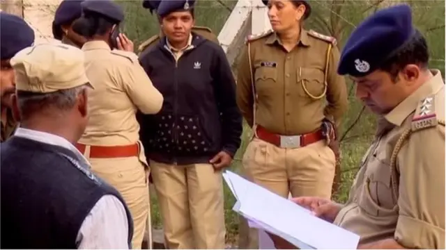 పోలీసులు