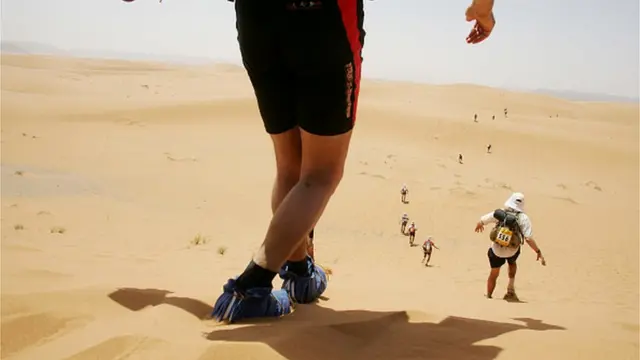 Le vent sec et chaud du désert du Sahara influence la formation des tempêtes et ouragans