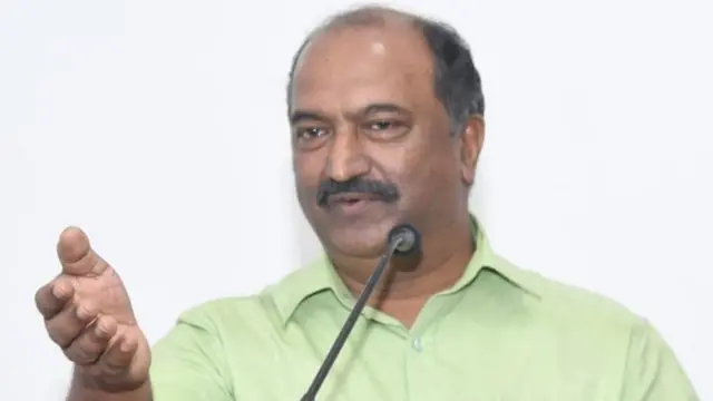 கேரளாவின் நிதியமைச்சர் கே.என். பாலகோபால்