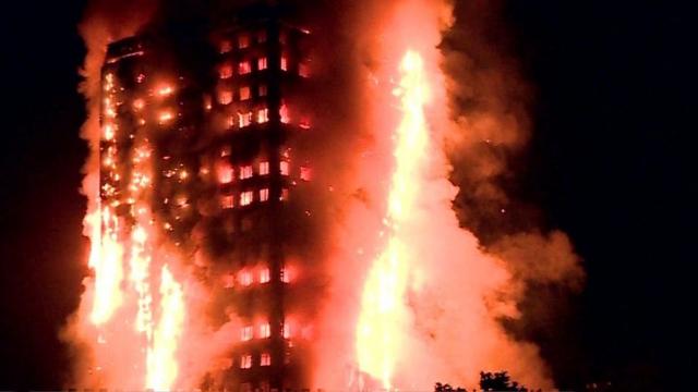 Пожар в здании в Лондоне