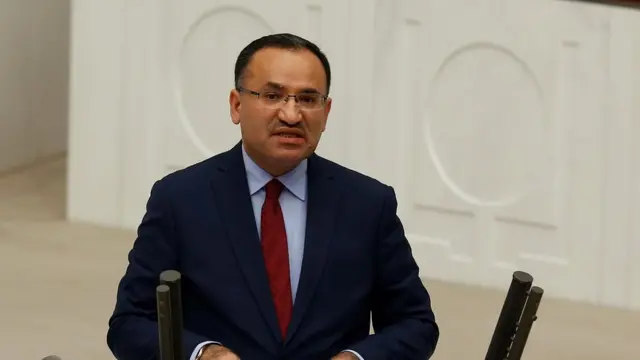 Adalet Bakanı Bekir Bozdağ Perşembe günü Almanya'ya gidiyor.