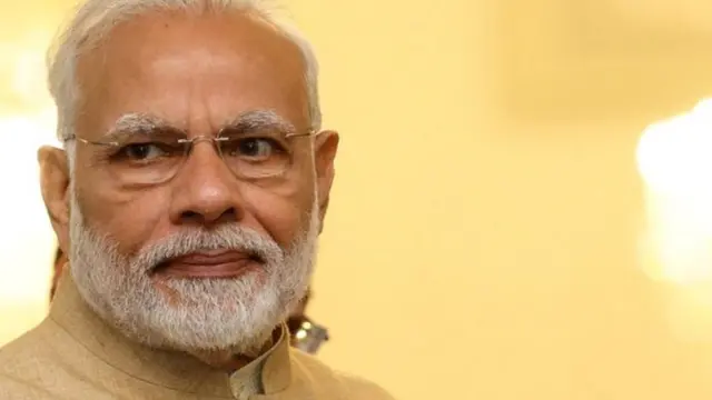 మోడీ నిఘా