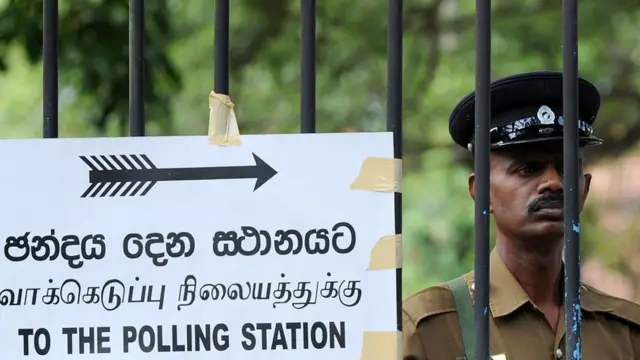 இலங்கையில் தேர்தல்களை தள்ளிப்போடுவது குறித்து தேர்தல் ஆணையம் வருத்தம்