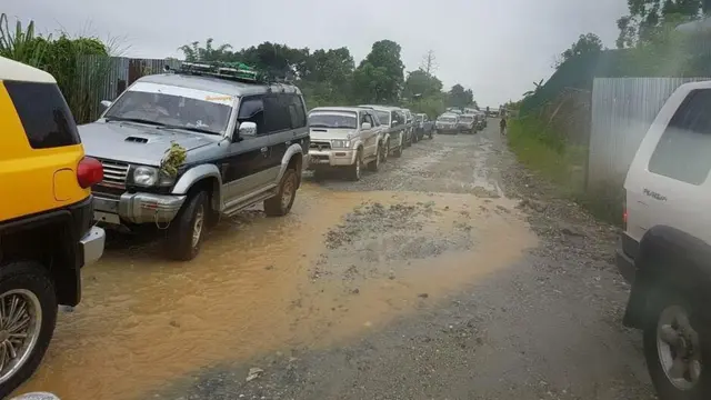 တံတားကျိုး,မိုးကြီး မြေပြို