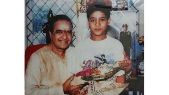 జూనియర్ ఎన్టీఆర్‌తో సీనియర్ ఎన్టీఆర్