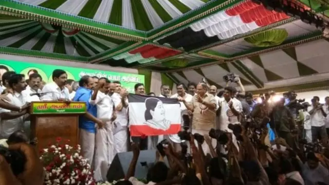 டிடிவி தினகரன்