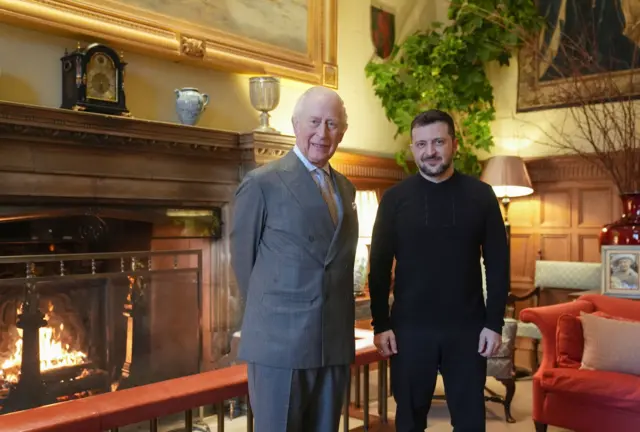  ब्रिटेनका राजा चार्ल्स तृतीयसँग जेलेन्स्की