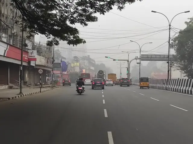 போகி பண்டிகையால் திணறும் சென்னை: காற்று மாசு தீவிரமடைவது ஏன்? முழு விவரம்