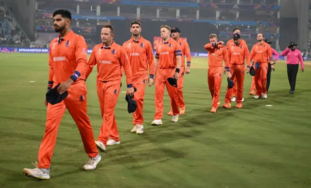 சுழலில் சிக்க வைத்த ஆப்கானிஸ்தான் வீரர்கள்: சிதைந்த நெதர்லாந்து