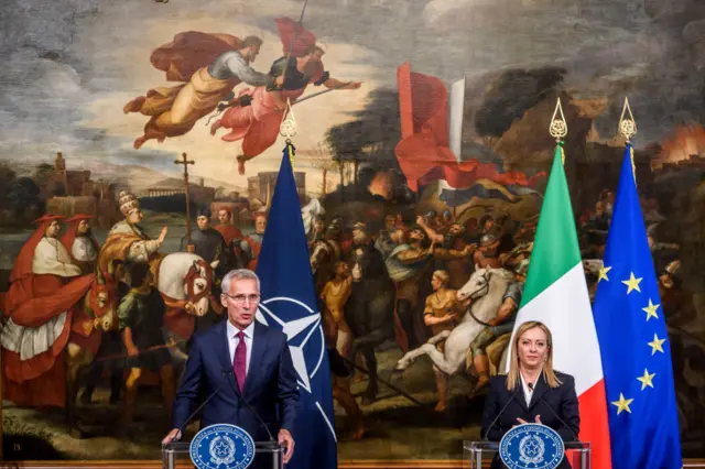 Мелоні та Столтенберг