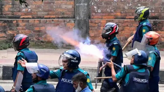 জাতিসংঘের তথ্যমতে, জুলাই-অগাস্টের আন্দোলন ও সহিংসতায় বাংলাদেশে অন্তত ১,৪০০ জন মানুষ প্রাণ হারান।