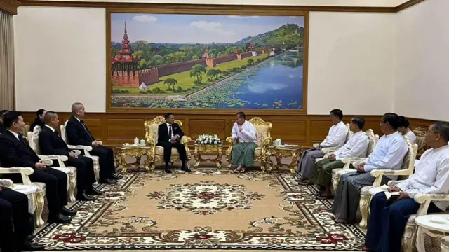 ဇူလိုင် ၂၅ ရက်က ထိုင်းကိုယ်စားလှယ်အဖွဲ့ နဲ့ ဦးစိုးဝင်းဦးဆောင်တဲ့ ကောင်စီဝင်တွေ နေပြည်တော်မှာတွေ့