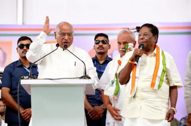 
கூட்டணியில் ஏற்பட்ட குழுப்பம் காரணமாக முன்னாள் முதல்வர் நாராயணசாமிக்கு இந்த தேர்தலில் சீட் கிடைக்கவில்லை
