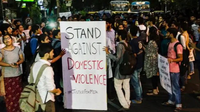 गर्भवतीला जाळून मारण्याचा पतीवर आरोप, अशा गुन्ह्यावरील कारवाईबद्दल कायदा काय सांगतो?