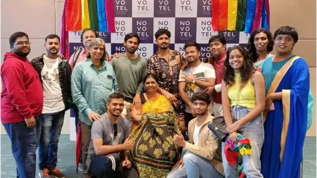 ఎల్జీబీటీ స్నేహితులతో అంజలి