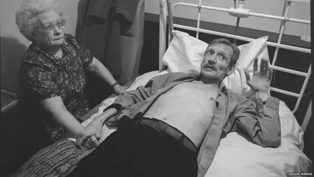 मां-बेटे