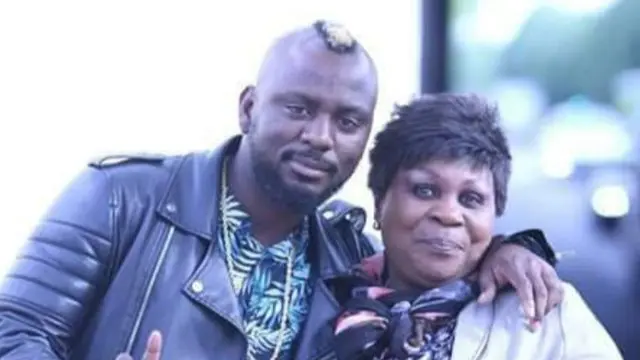 Kedjevara et sa mère