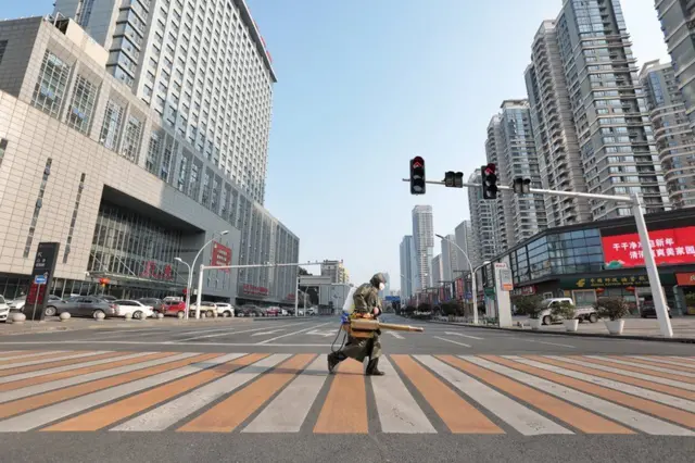 معدات تعقيم، كورونا، الصين