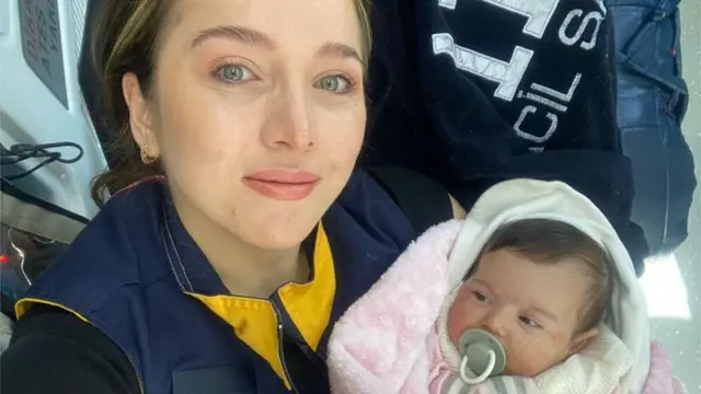 Büşra hemşire ve Nisa bebek