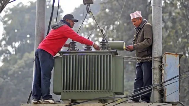 ट्रान्सफर्मर