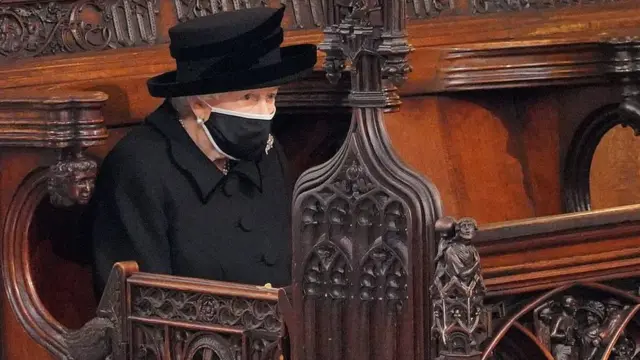 الملكة إليزابيث