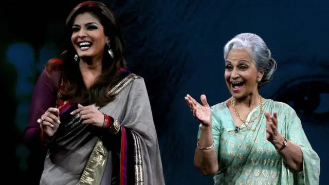 अभिनेत्री रवीना टंडन के साथ वहीदा रहमान