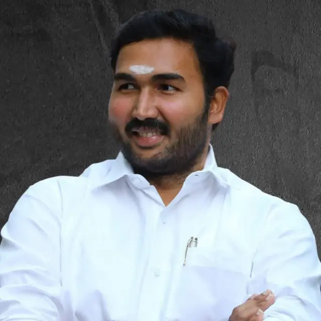 நாடாளுமன்ற தேர்தல்: புதுமுகங்களை நம்பி களமிறங்கும் அதிமுக - வேட்பாளர் பட்டியல் கூறுவது என்ன?