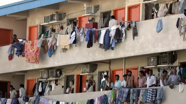 আরব আমিরাতের একটি এলাকায় এশীয় শ্রমিকদের বাসস্থান